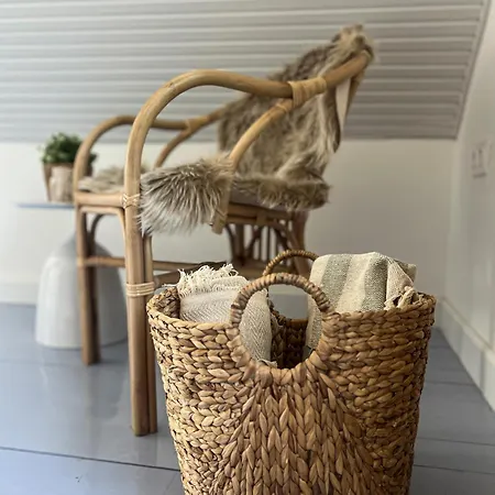 Zanzara Villa *