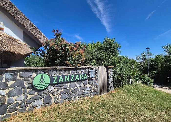 Zanzara וילה Pakozd